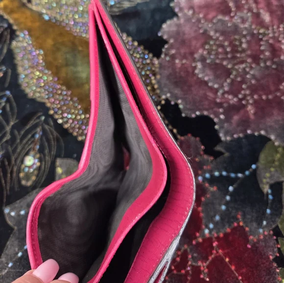 Gucci Beige Wallet with - Picture 11 of 14